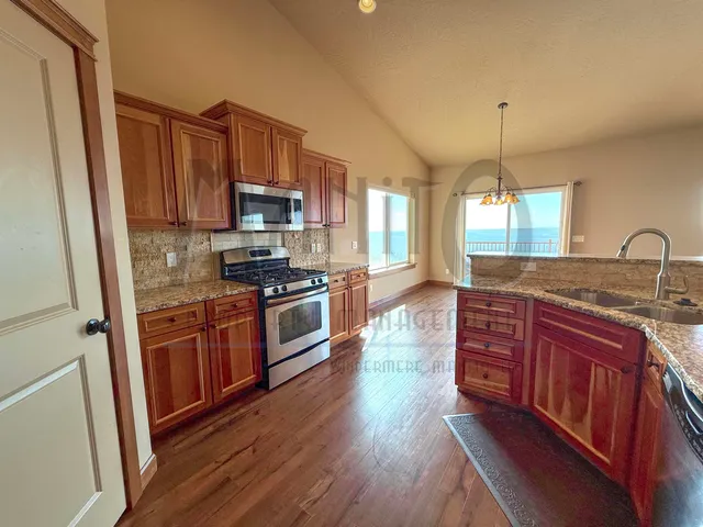 $4,200 | 8607 North Upper Mayes Lane, Spokane, WA 99208