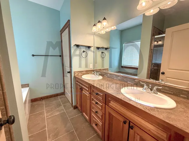 $4,200 | 8607 North Upper Mayes Lane, Spokane, WA 99208