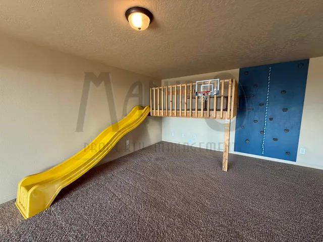 $4,200 | 8607 North Upper Mayes Lane, Spokane, WA 99208