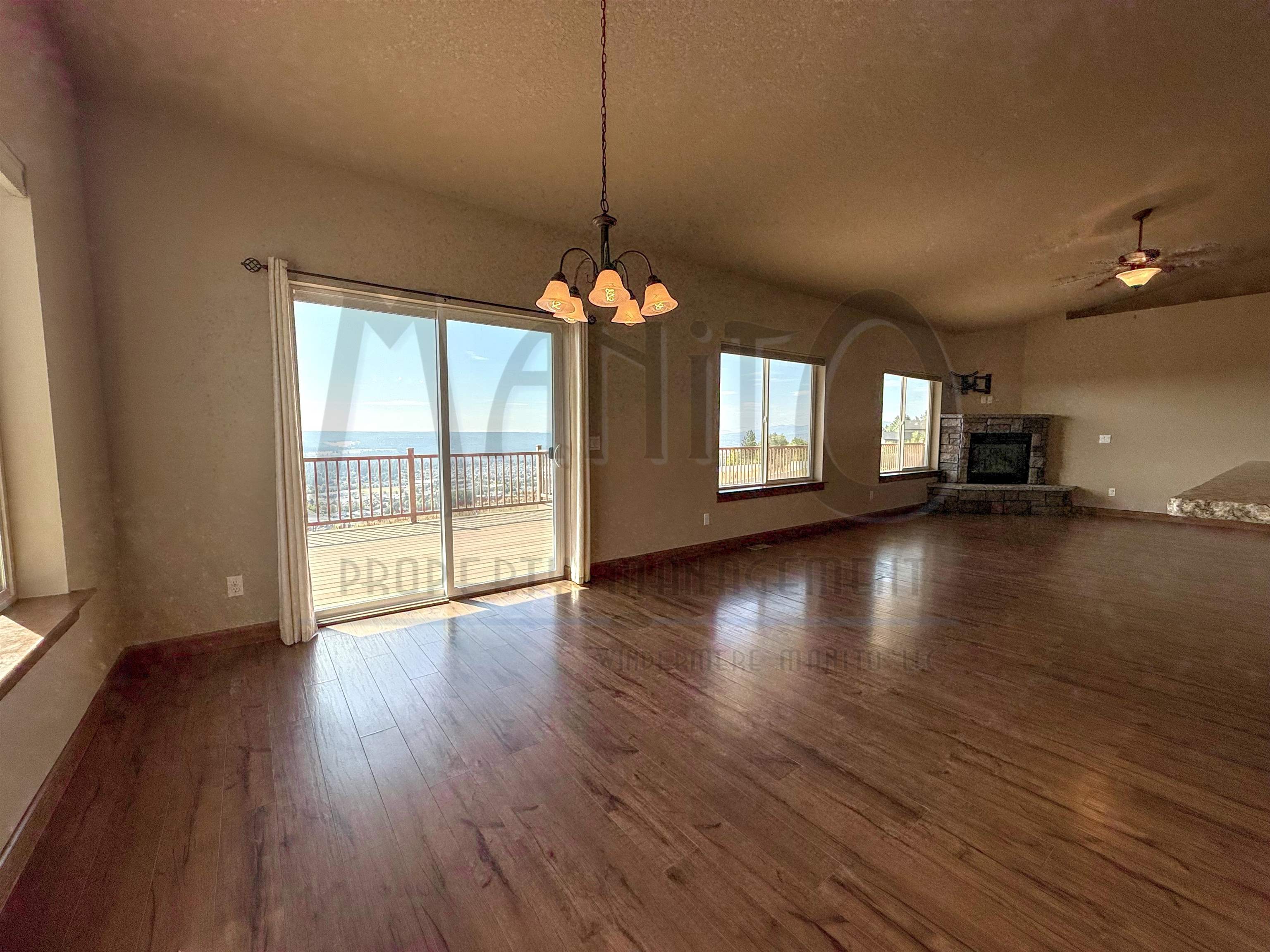 8607 North Upper Mayes Lane Spokane, WA 99208 - Photo 6 of 39