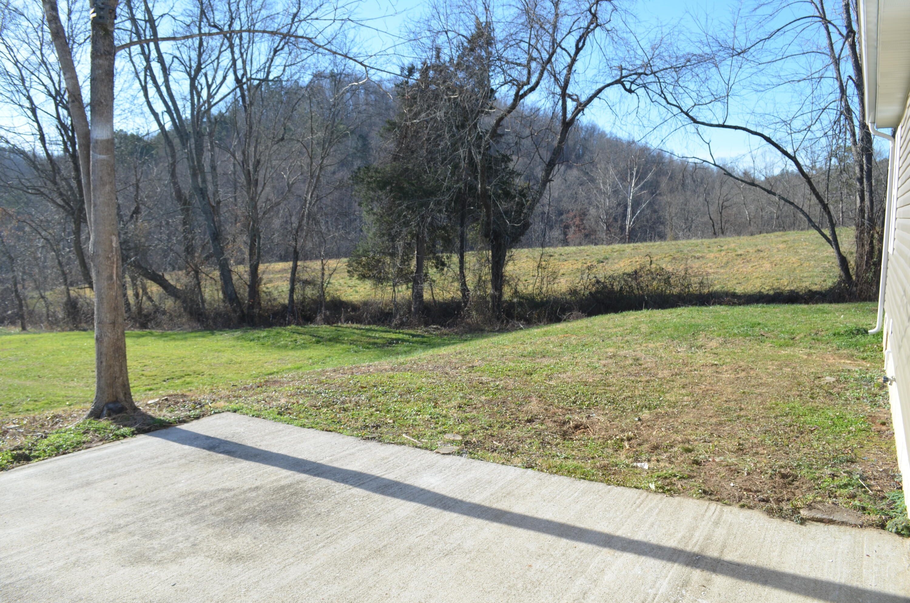 1735 Robinson Creek Road Manchester, KY 40962 - Photo 17 of 19 DSC_0015