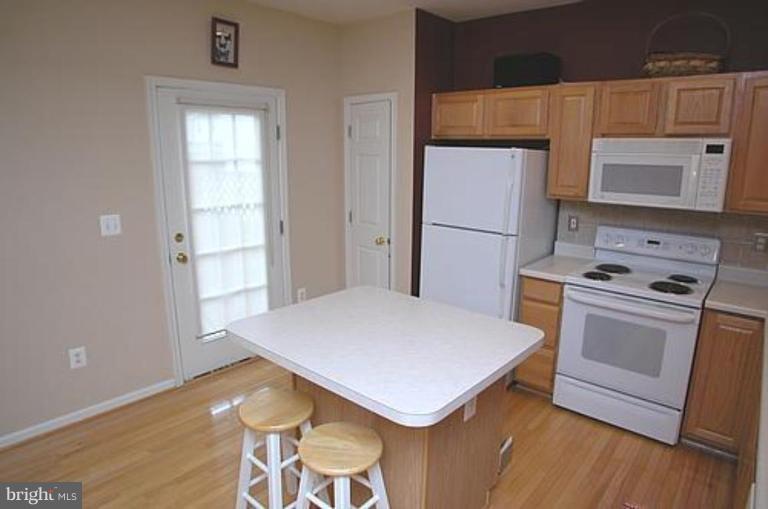 5031 Leasdale Road Rosedale, MD 21237 - Photo 2 of 17 Kitchen