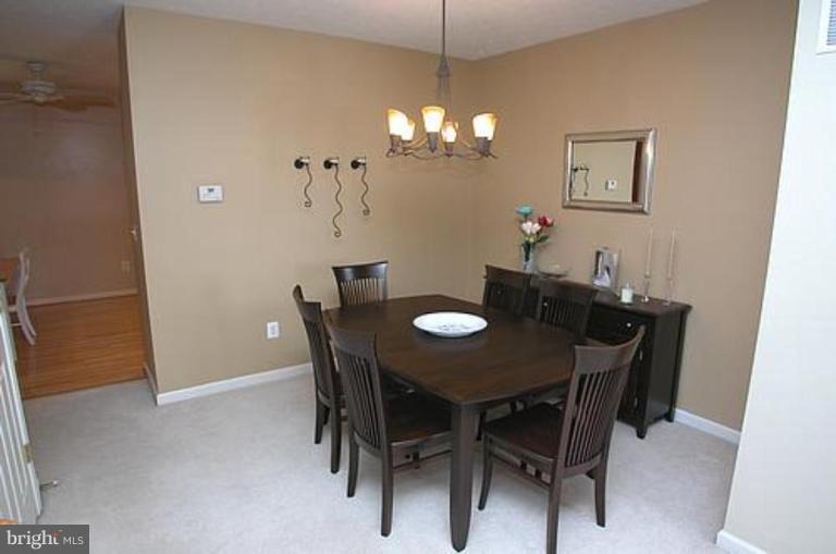 5031 Leasdale Road Rosedale, MD 21237 - Photo 4 of 17 Dining Area