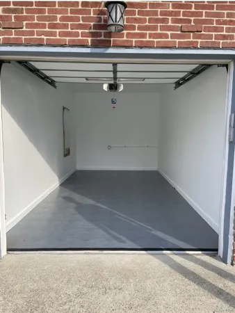 $4,700 | 2 Tottenham Place, Unit 1, New Hyde Park, NY 11040
