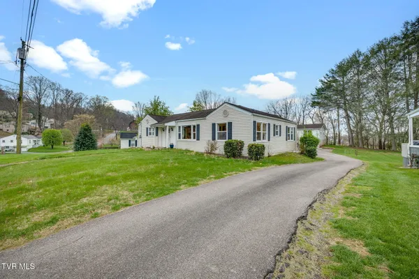 $365,000 | 1326 Valley Drive, Bristol, TN 37620
