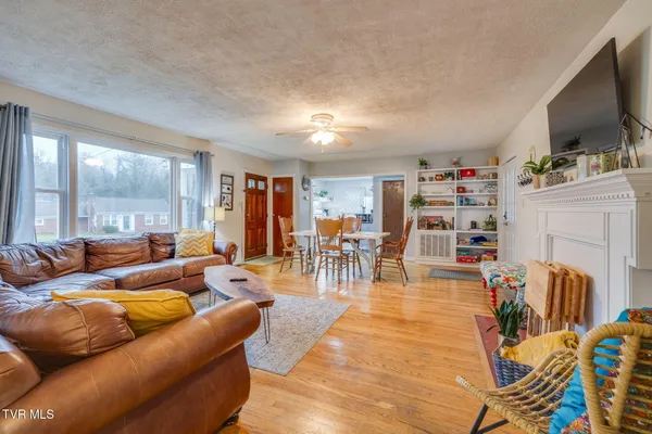 $365,000 | 1326 Valley Drive, Bristol, TN 37620