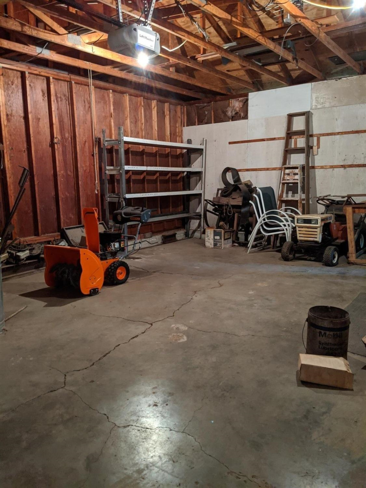 21402 Waterloo Road Chelsea, MI 48118 - Photo 20 of 23 garage