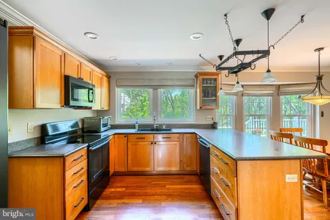 $810,000 | 4645 Old Dragon Path, Ellicott City, MD 21042