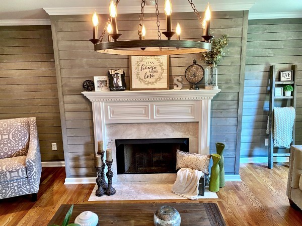 7404 Hoods Branch Road Springfield, TN 37172 - Photo 13 of 50 a living room with furniture and a fireplace