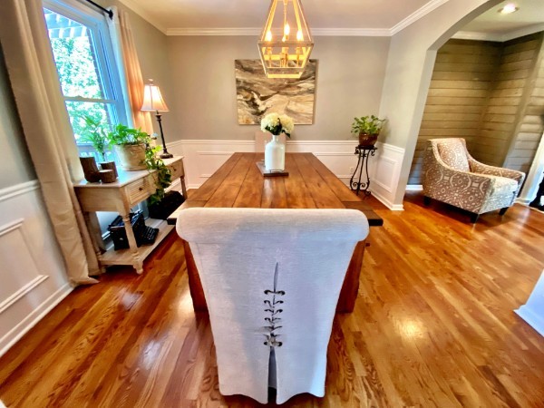 7404 Hoods Branch Road Springfield, TN 37172 - Photo 17 of 50 a living room with furniture and a chandelier