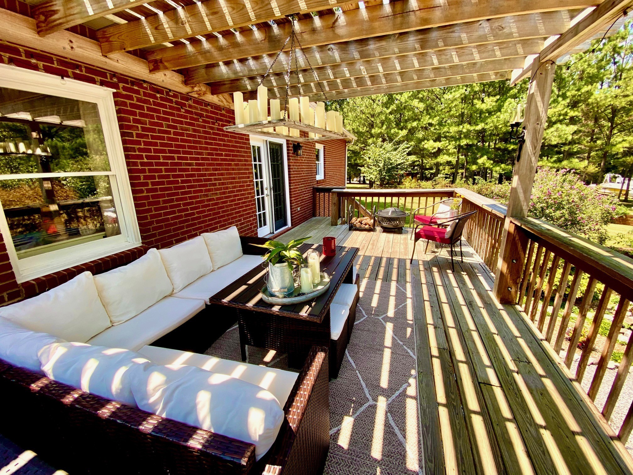 7404 Hoods Branch Road Springfield, TN 37172 - Photo 31 of 50 a view of balcony with wooden floor