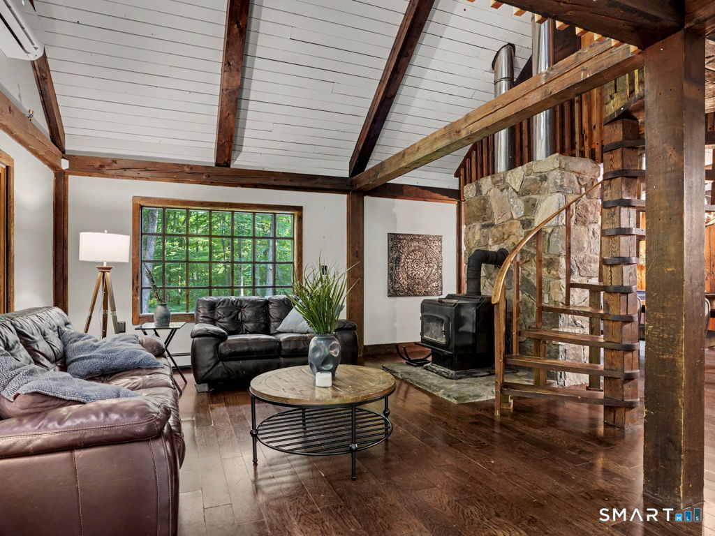 25 Windaway Road Bethel, CT 06801 - Photo 3 of 22