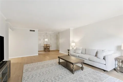 $389,000 | 1750 St Charles Avenue, Unit 312, New Orleans, LA 70130