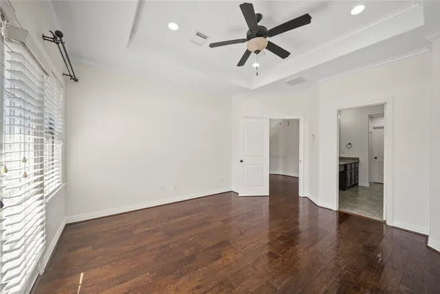 $2,600 | 7130 Laguna Villas, Houston, TX 77036