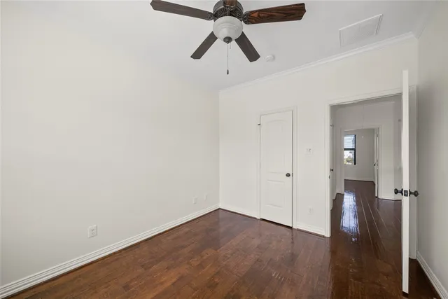 $2,600 | 7130 Laguna Villas, Houston, TX 77036