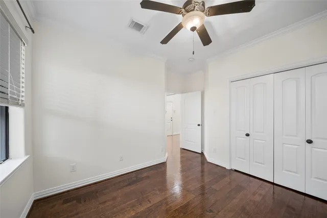 $2,600 | 7130 Laguna Villas, Houston, TX 77036