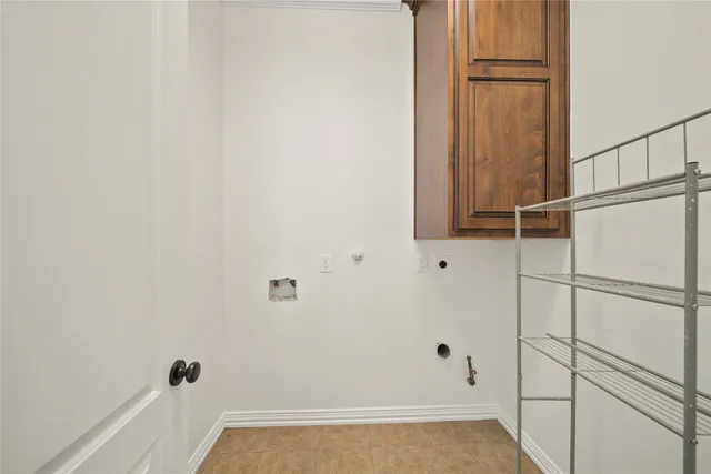 $2,600 | 7130 Laguna Villas, Houston, TX 77036