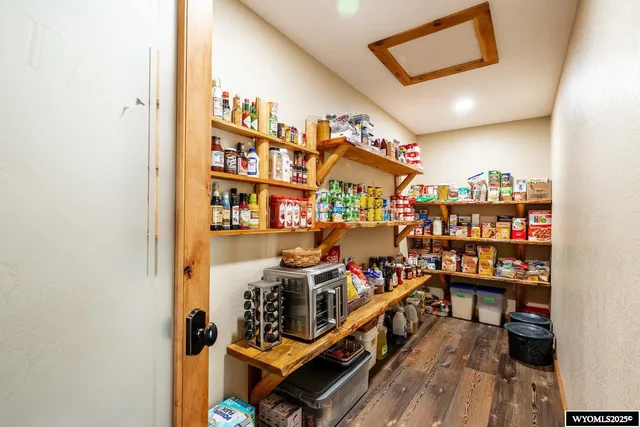 $750,000 | 201 Flatiron Drive, Buffalo, WY 82834