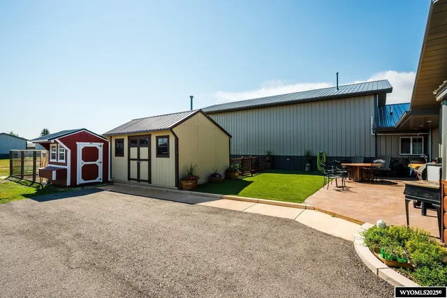 $750,000 | 201 Flatiron Drive, Buffalo, WY 82834