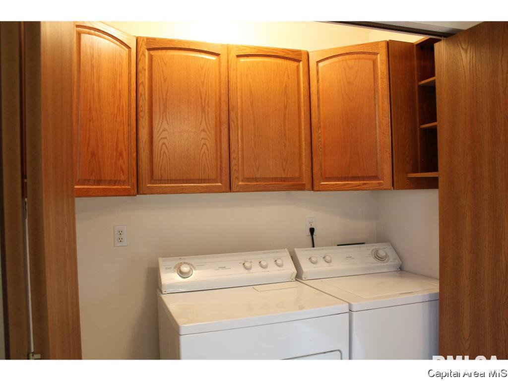 2921 Dunwich Street Springfield, IL 62702 - Photo 19 of 35