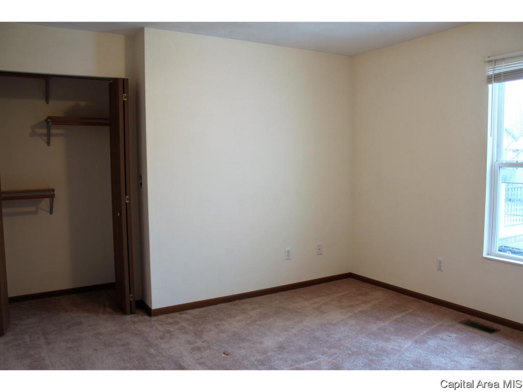 2921 Dunwich Street Springfield, IL 62702 - Photo 26 of 35