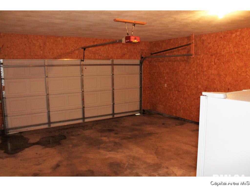 2921 Dunwich Street Springfield, IL 62702 - Photo 28 of 35
