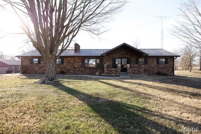 $464,900 | 34 Missouri Lane, Perryville, MO 63775