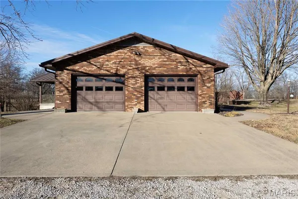 $464,900 | 34 Missouri Lane, Perryville, MO 63775
