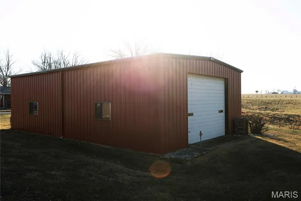 $464,900 | 34 Missouri Lane, Perryville, MO 63775