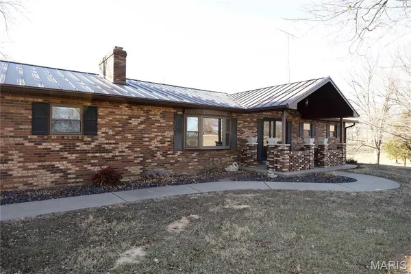 $464,900 | 34 Missouri Lane, Perryville, MO 63775