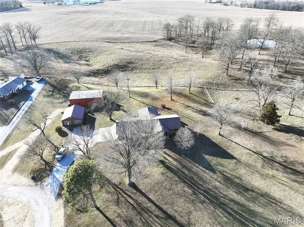 $464,900 | 34 Missouri Lane, Perryville, MO 63775