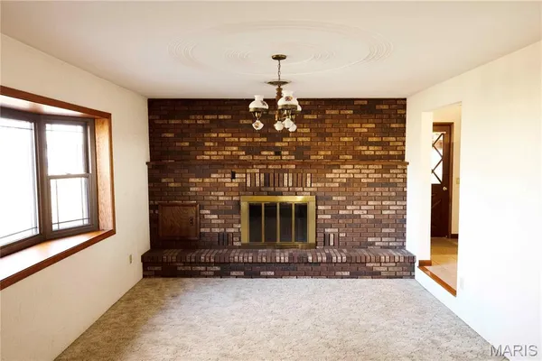 $464,900 | 34 Missouri Lane, Perryville, MO 63775