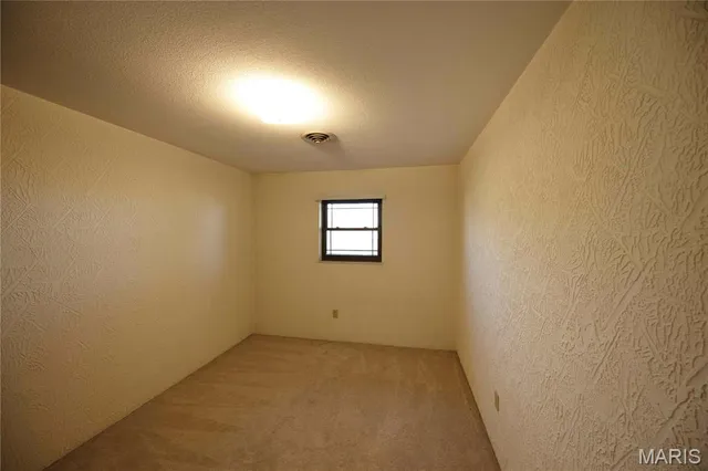 $464,900 | 34 Missouri Lane, Perryville, MO 63775