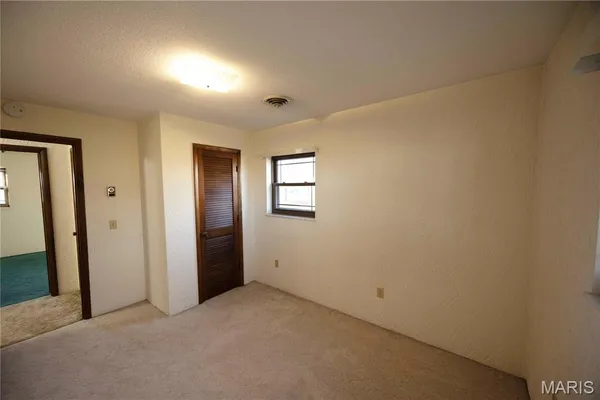 $464,900 | 34 Missouri Lane, Perryville, MO 63775