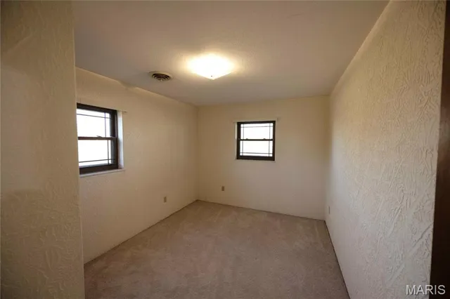 $464,900 | 34 Missouri Lane, Perryville, MO 63775