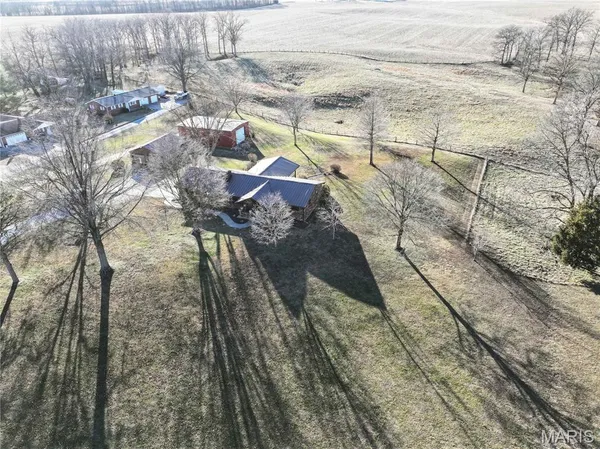 $464,900 | 34 Missouri Lane, Perryville, MO 63775