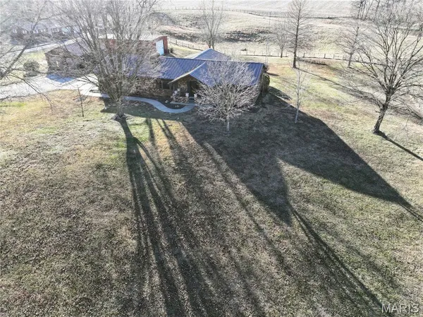 $464,900 | 34 Missouri Lane, Perryville, MO 63775