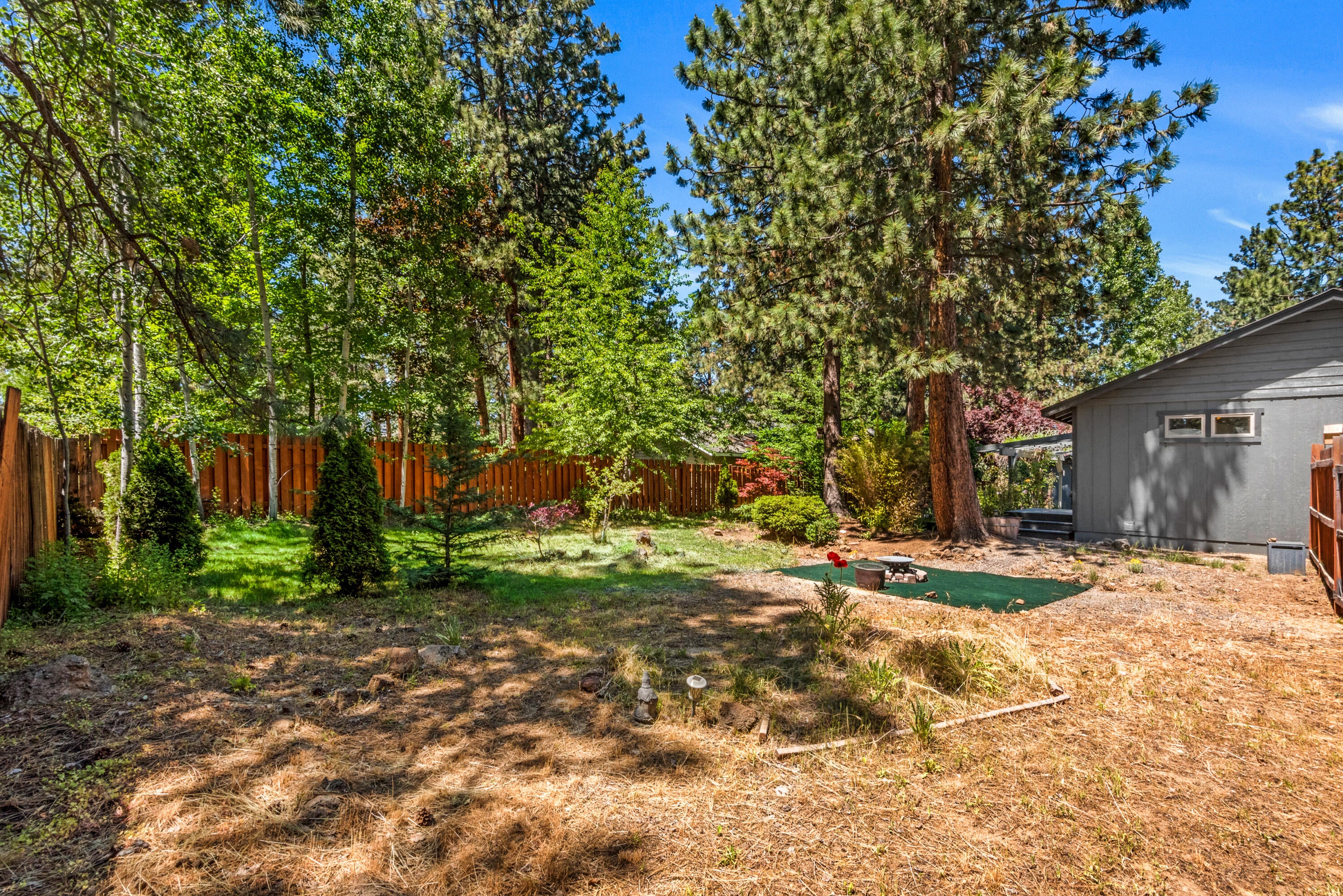 60865 Diamond Road Bend, OR 97702 - Photo 37 of 40 60865 Diamond Rd - 37