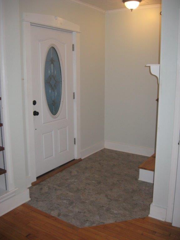 7 Harris Street Springvale, ME 04083 - Photo 5 of 24 Front Entry