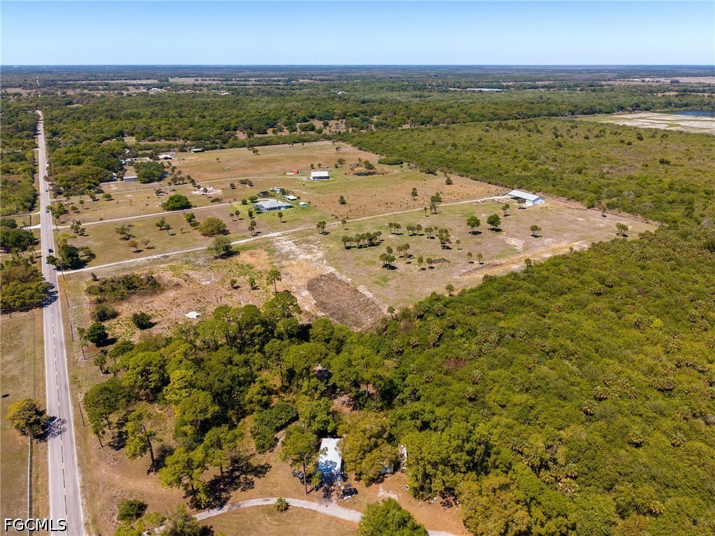 22301 North River Road Alva, FL 33920 - Photo 7 of 43 Gallery Image 7