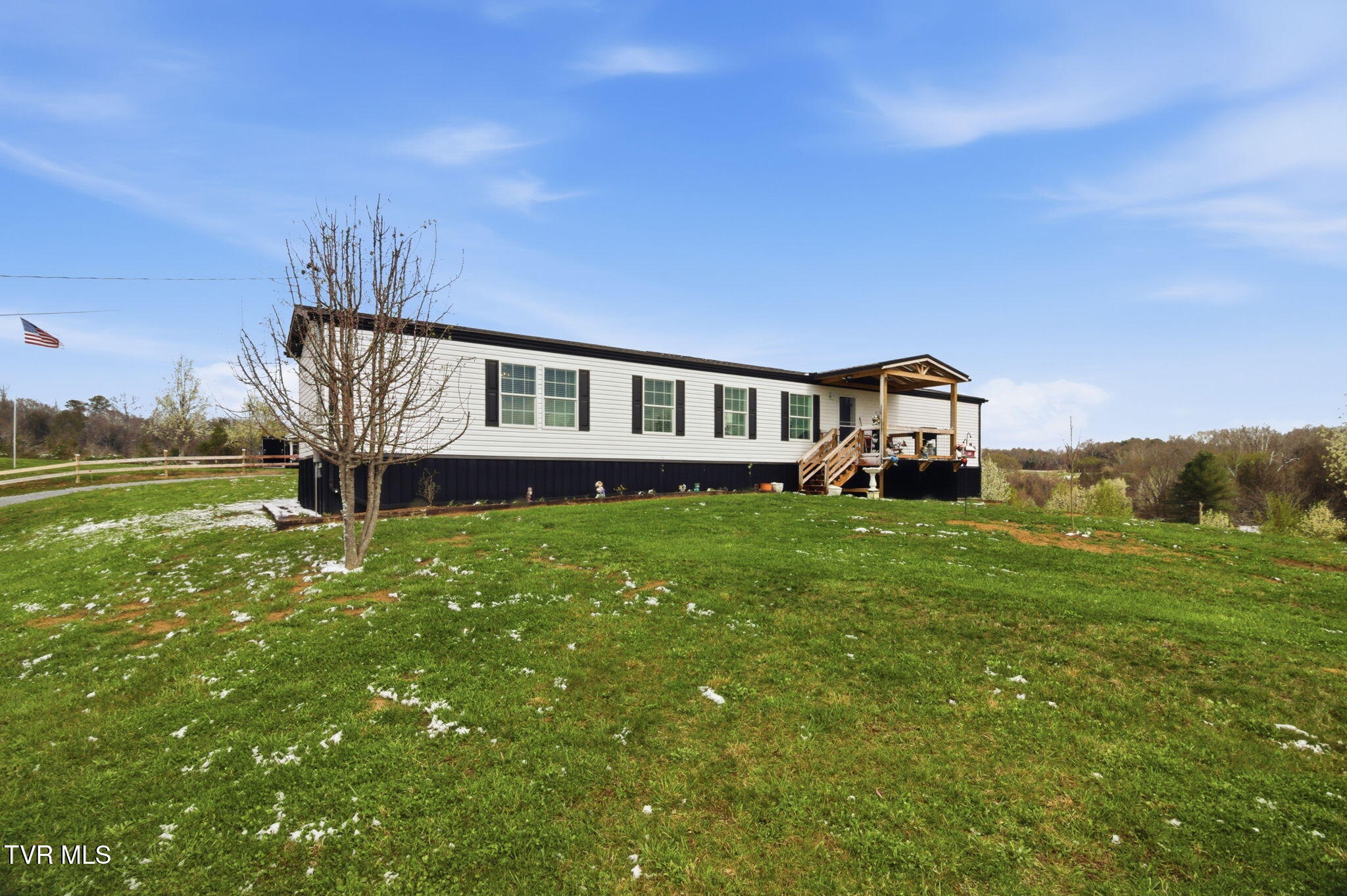 1885 Snake Hollow Road Greeneville, TN 37743 - Photo 1 of 29 21-web-or-mls-DZ3A9635