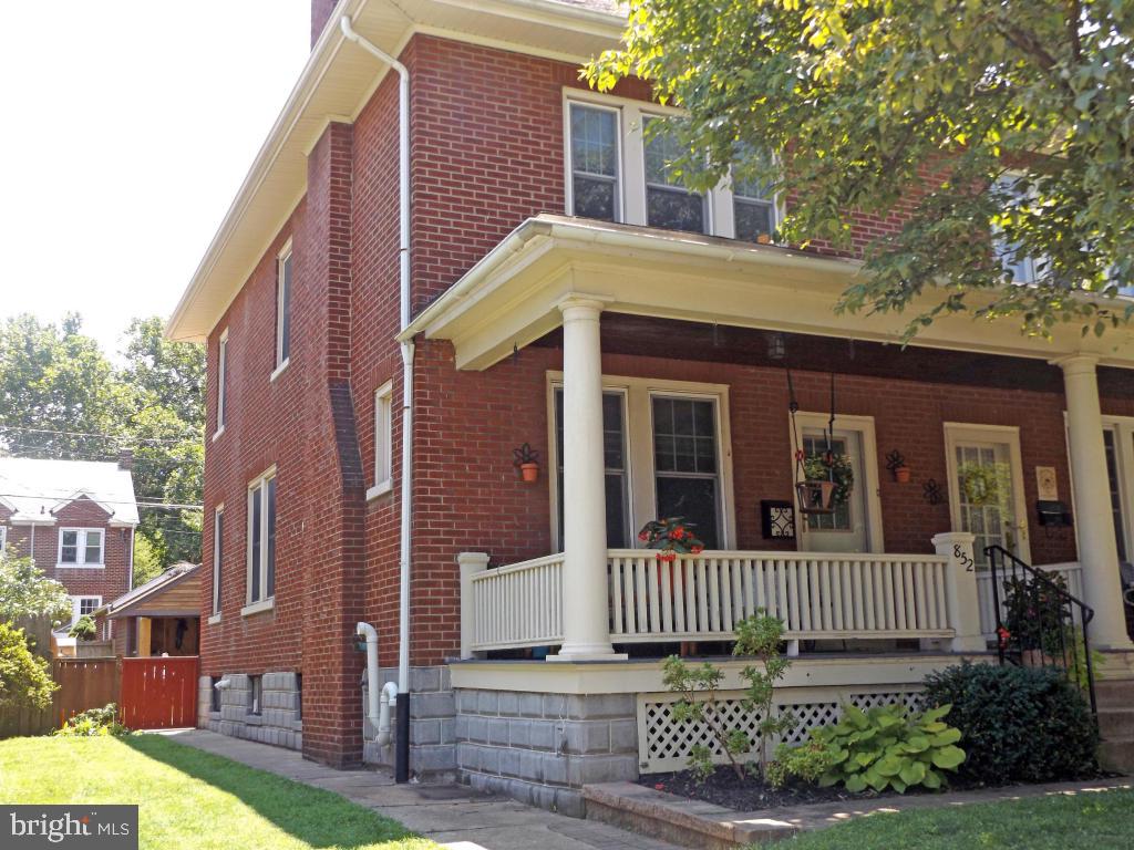 852 Pleasure Road Lancaster, PA 17601 - Photo 1 of 33 Gallery Image 1