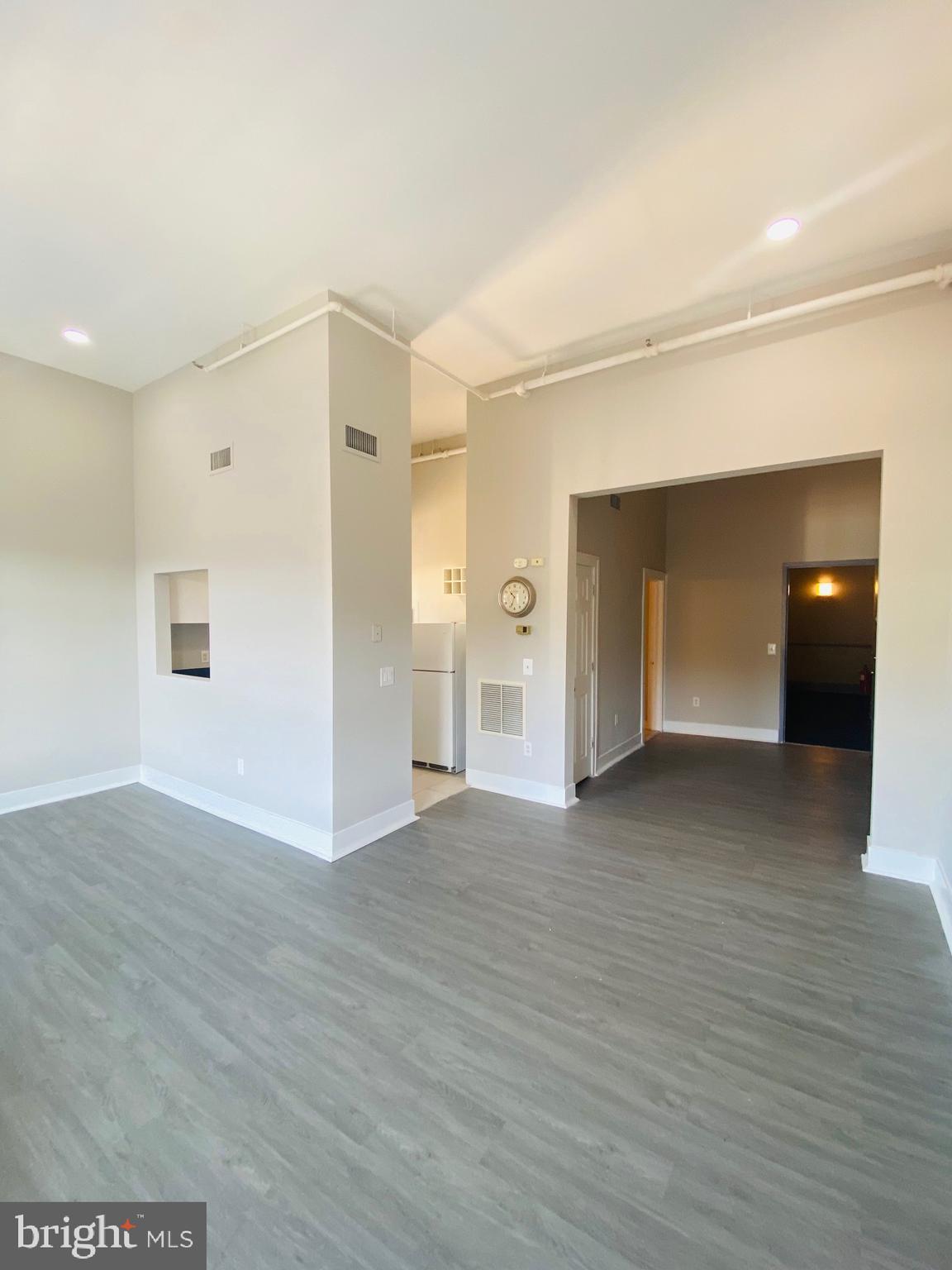 4313 Main Street, Unit 4D Philadelphia, PA 19127 - Photo 3 of 9