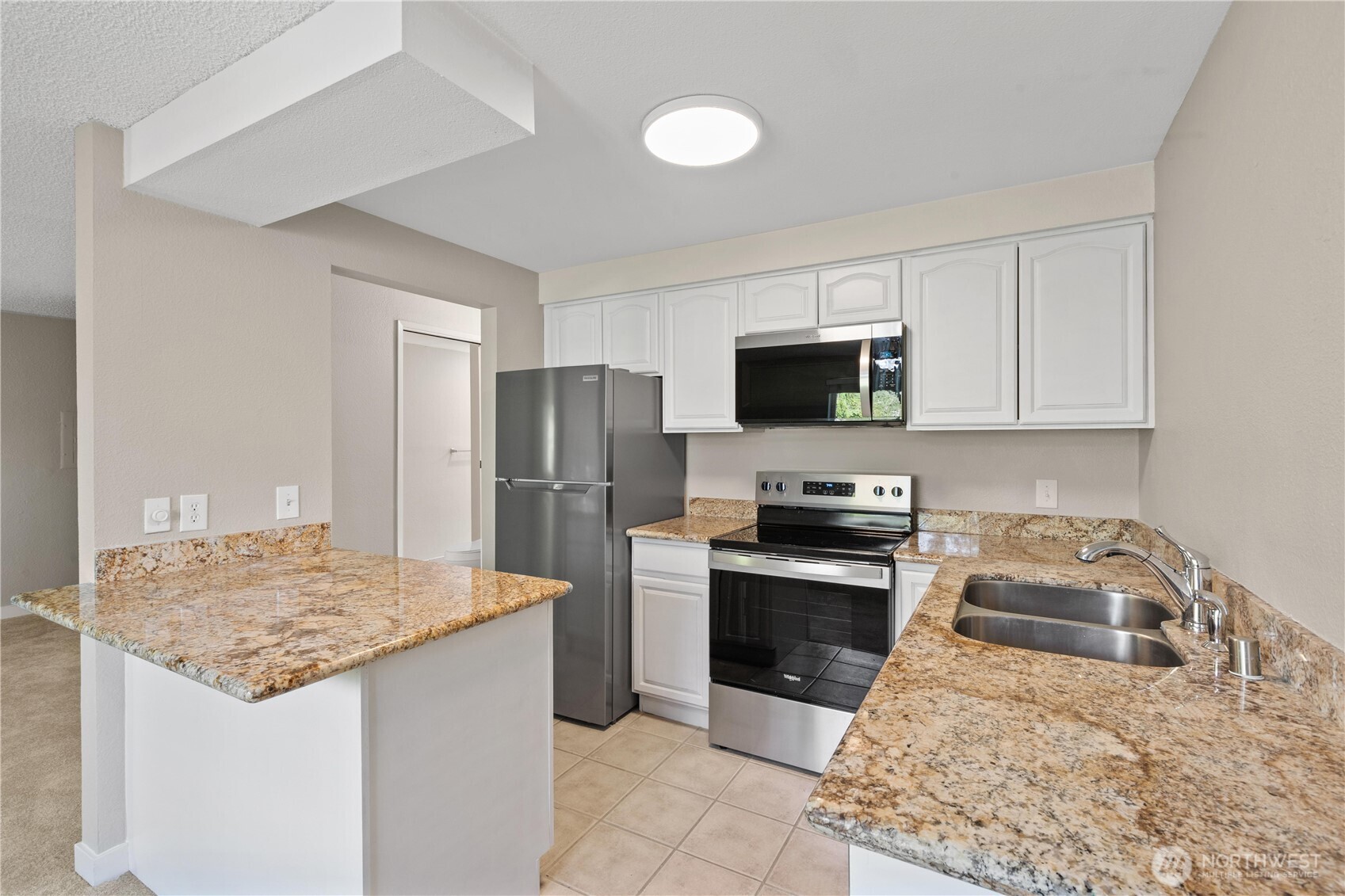 7700 196th Street Southwest, Unit C Edmonds, WA 98036 - Photo 12 of 26