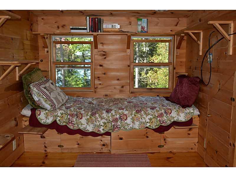 80 Coffins Neck Road Lubec, ME 04652 - Photo 17 of 20 Bedroom. Reading nook