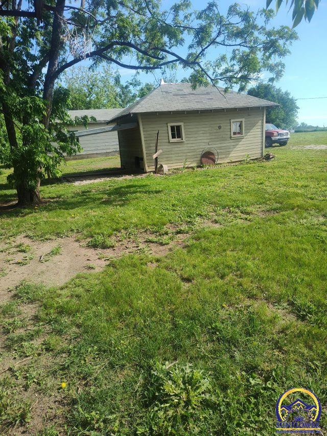 11080 286th Road Holton, KS 66436 - Photo 10 of 29