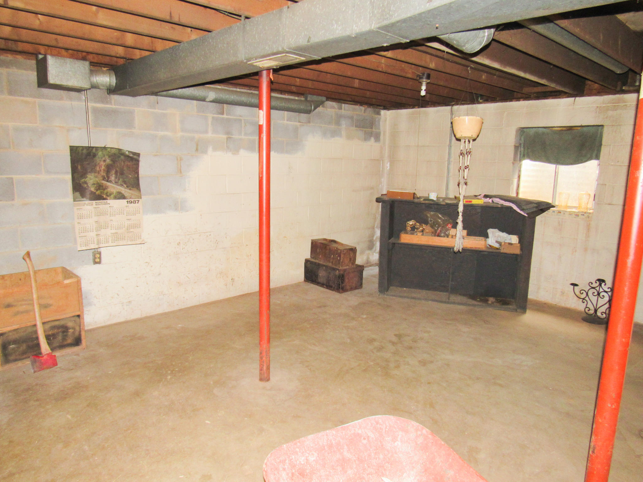 2589 Old Ferrum Road Ferrum, VA 24088 - Photo 20 of 30 a patio with table and chairs