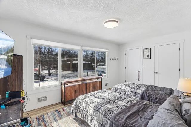 $849,000 | 201 Townes Lane, Wayzata, MN 55391