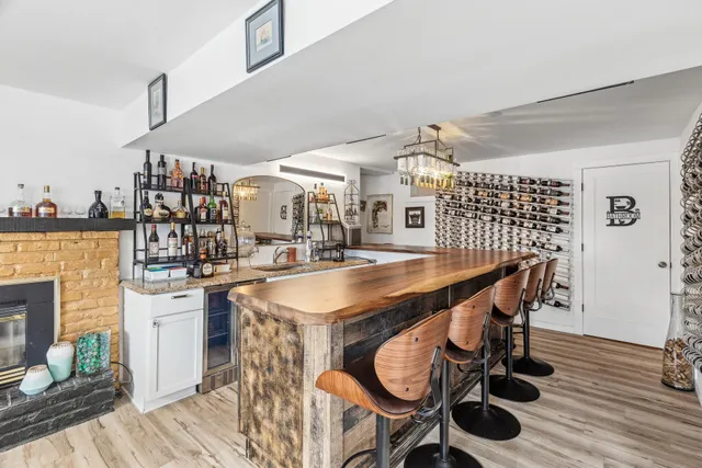 $849,000 | 201 Townes Lane, Wayzata, MN 55391