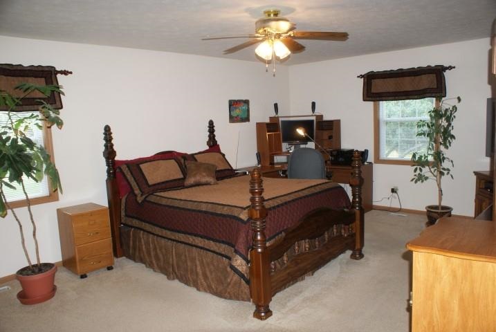 11900 Schuessler Road Evansville, IN 47708 - Photo 11 of 30